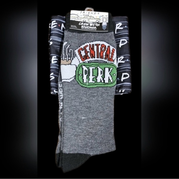 🆕Adult | FRIENDS Sock &  Bandana Set - Picture 5 of 11